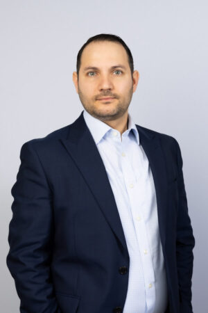 Michael Nikolaou